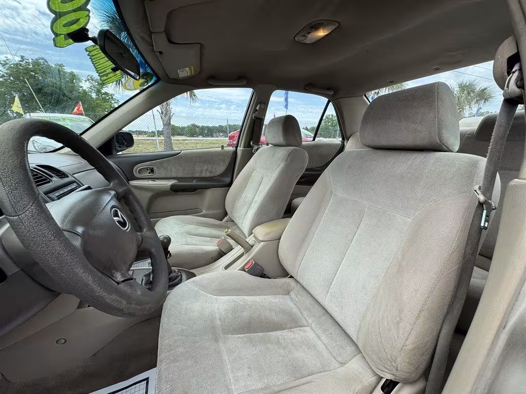 2001 Mazda Protege - JM1BJ222210419274 - Image #19