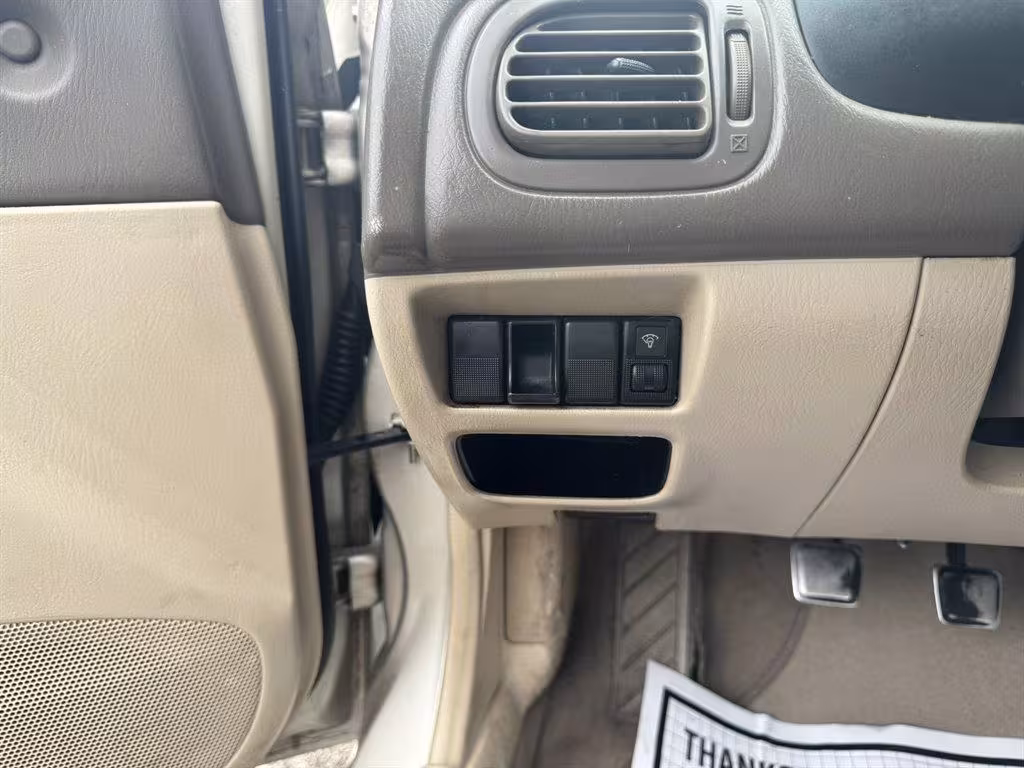 2001 Mazda Protege - JM1BJ222210419274 - Image #16