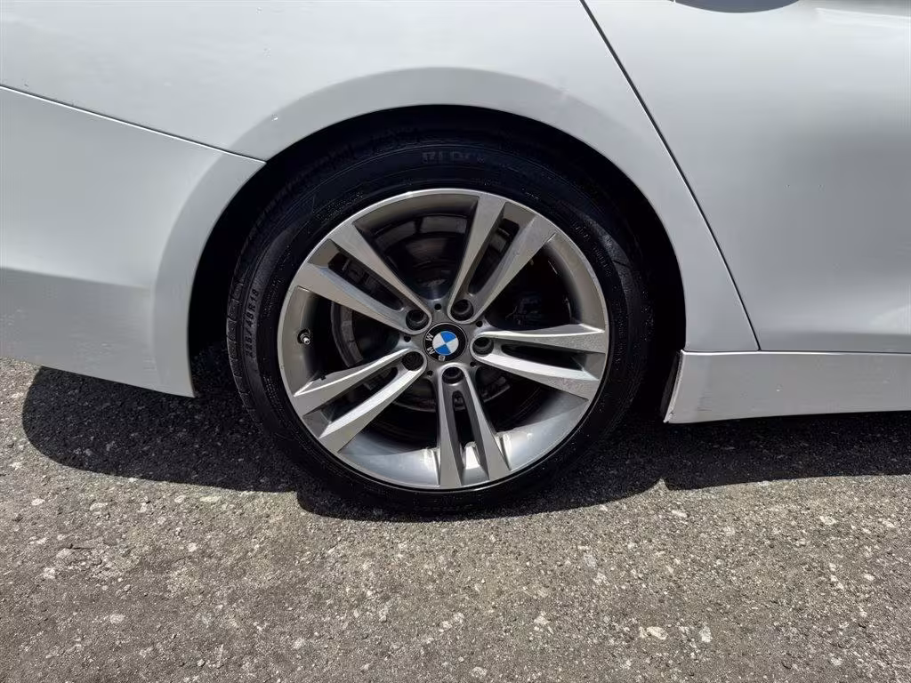 2016 BMW 4-Series Gran Coupe - WBA4A9C55GG505203 - Image #32